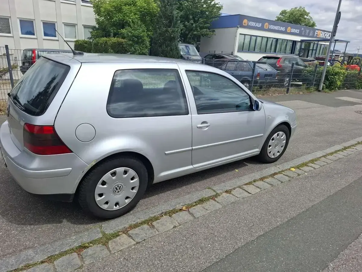 Gebraucht VW Golf IV 116 PS (85 kW) 2002 Limousine