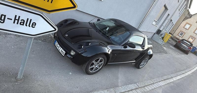 Schwarz Gebraucht 2003 Smart Roadster Cabrio | 6.000 € (Teuer) - Bild 1/4