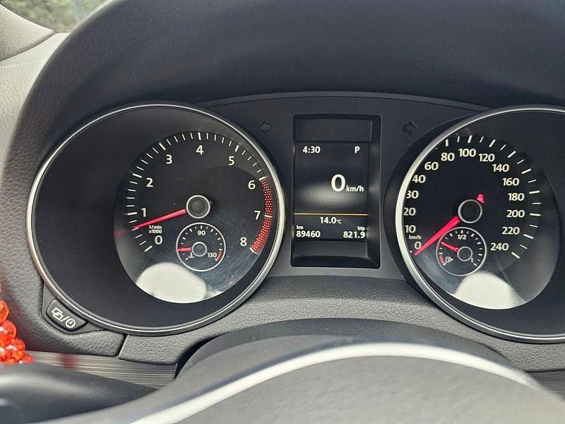 Grau Gebraucht 2014 VW Golf Cabriolet Cup Cabrio | 11.600 € (Guter Preis) - Bild 1/4