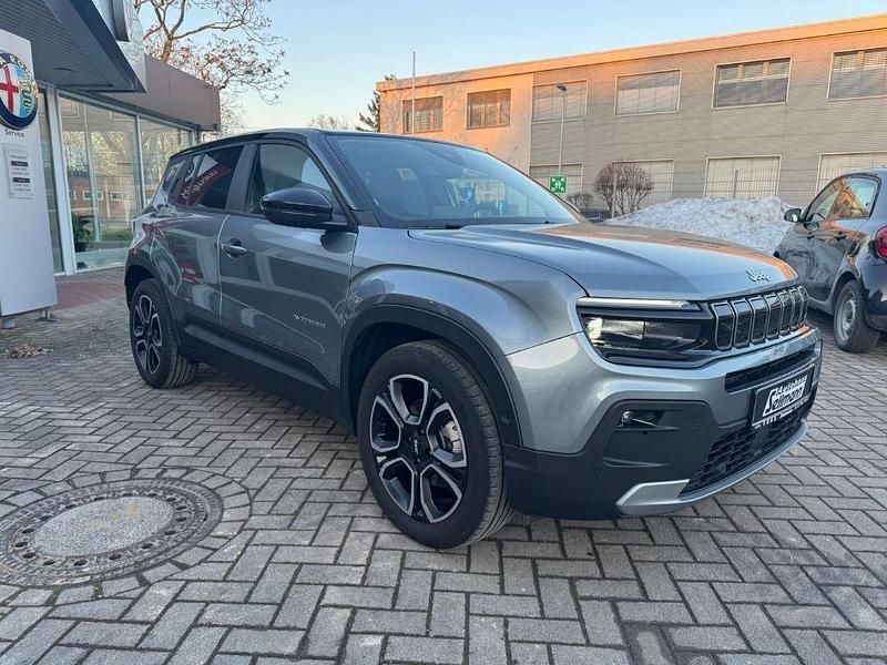 Gebraucht Jeep Avenger EV 114 kW (156 PS) 2023 Granit grey mit dach in volcan SUV