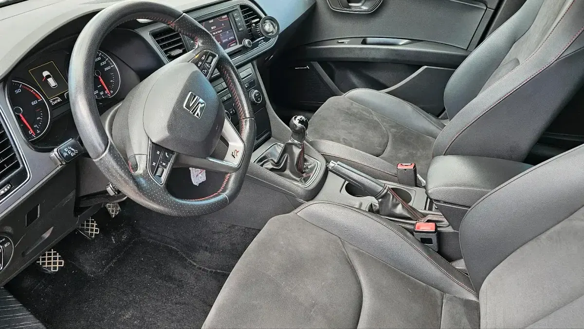 Gebraucht Seat Leon FR 150 PS (110 kW) 2013 Weiß Limousine
