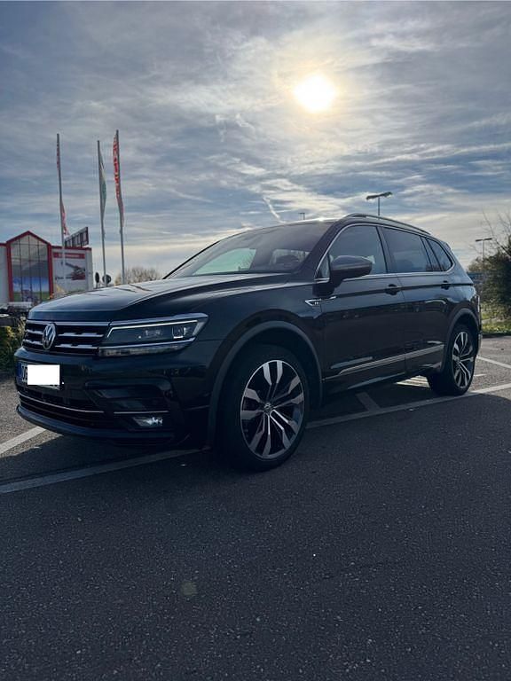 Schwarz Gebraucht 2019 VW Tiguan Allspace SUV | 31.000 € (Fairer Preis) - Bild 1/4