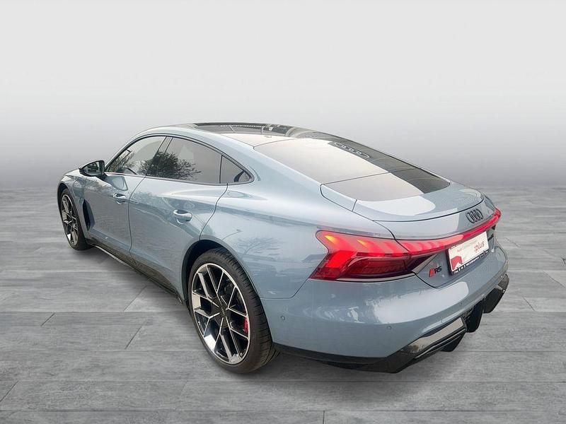 Second-hand Audi e-tron GT quattro Ambiente 570 kW (775 CP) 2025 Gri Berlinǎ