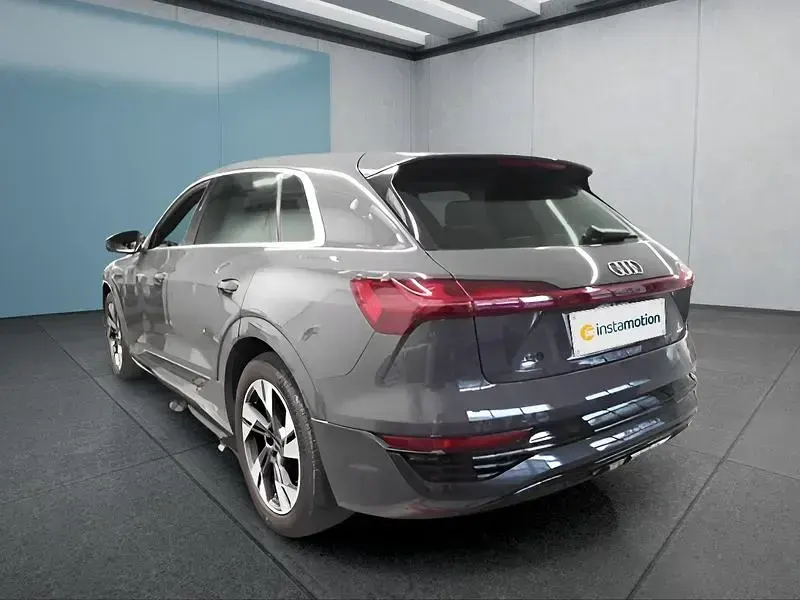 Gebraucht Audi Q8 e-tron 250 kW (340 PS) 2023 Grau SUV