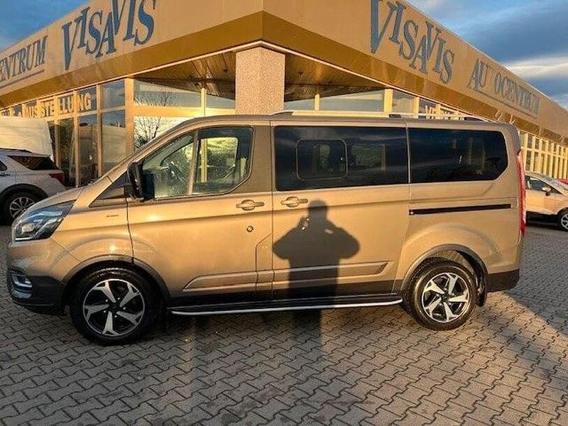 Gebraucht Ford Tourneo Custom Active 185 PS (136 kW) 2022 Gold Van