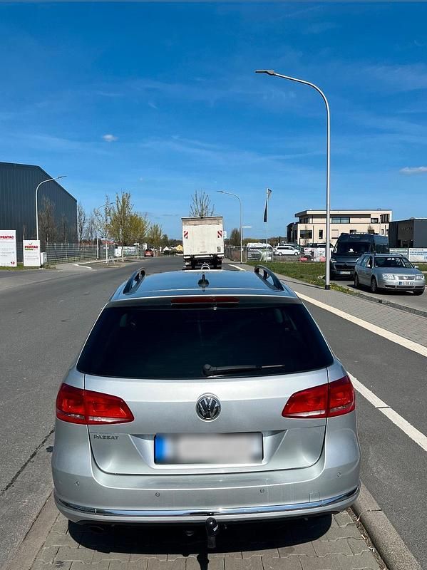 Gebraucht VW Passat 122 PS (89 kW) 2014 Grau Kombi