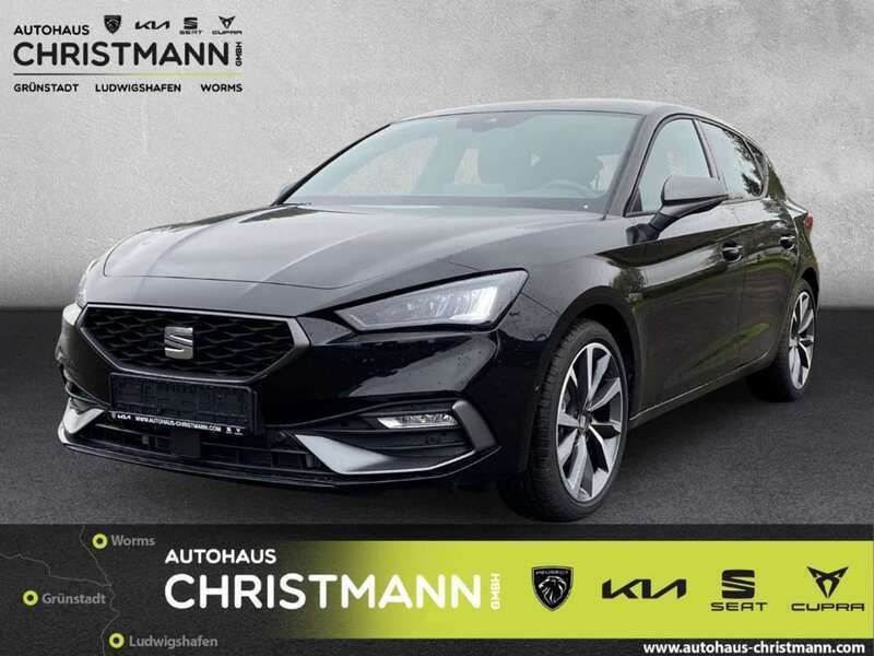 Midnight schwarz metallic Gebraucht 2024 Seat Leon Beats Limousine | 31.490 € (Etwas zu teuer) - Bild 1/4