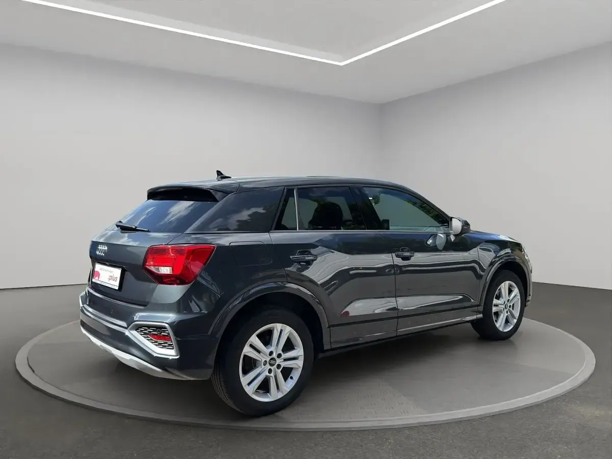 Gebraucht Audi Q2 Advanced 150 PS (110 kW) 2025 Manhattangrau metallic SUV