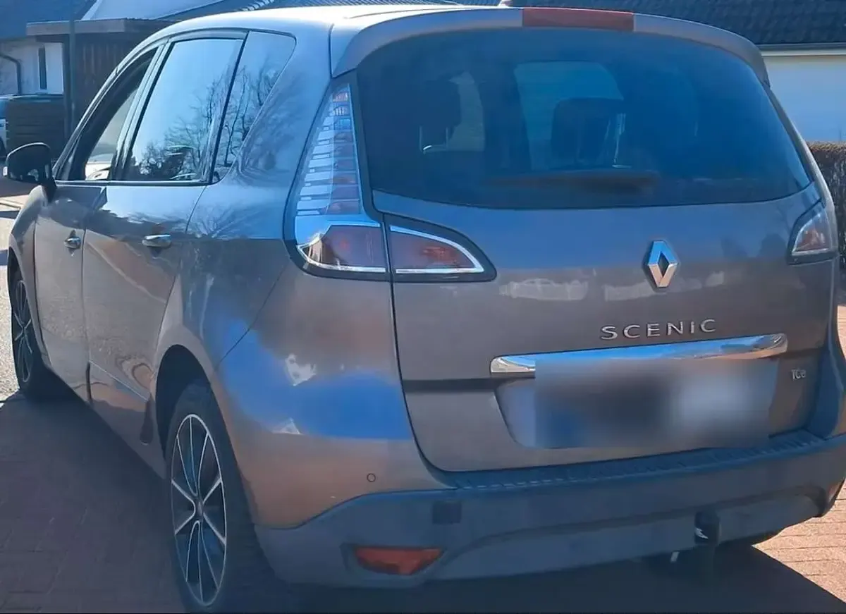 Gebraucht Renault Scénic III Luxe 131 PS (96 kW) 2013 Grau Kombi