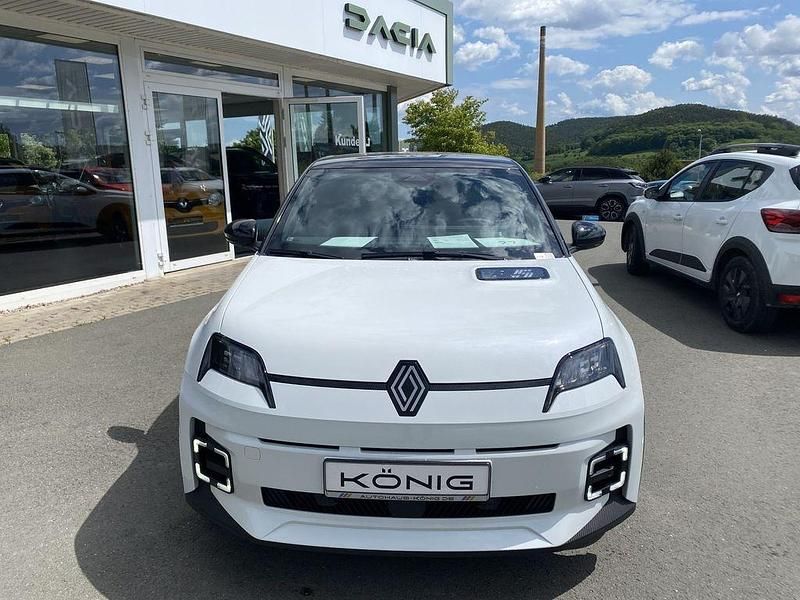 Neu Renault 5 E-Tech Urban 77 kW (106 PS) 2025 Weiß Limousine