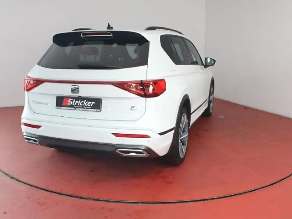 Gebraucht Seat Tarraco FR 245 PS (180 kW) 2021 Oryx weiss perlmutteffekt SUV