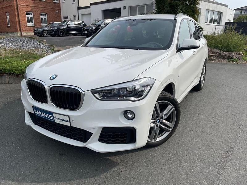 Weiß Gebraucht 2018 BMW X1 M Sport SUV | 22.990 € (Superpreis) - Bild 1/4
