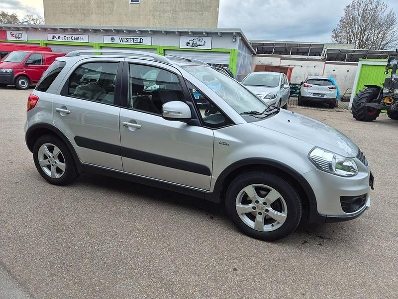 Gebraucht Suzuki SX4 120 PS (88 kW) 2014 Silber SUV