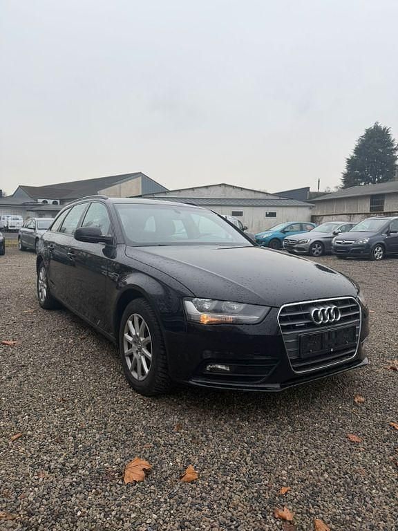 Usata Audi A4 Attraction 224 CV (164 kW) 2015 Nero Station wagon