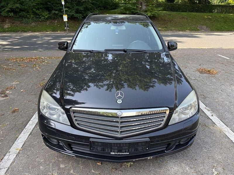 Schwarz Gebraucht 2010 Mercedes C220 Kombi | 4.599 € (Guter Preis) - Bild 1/4