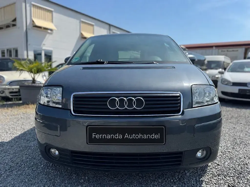 Gebraucht Audi A2 90 PS (66 kW) 2004 Grau Kleinwagen