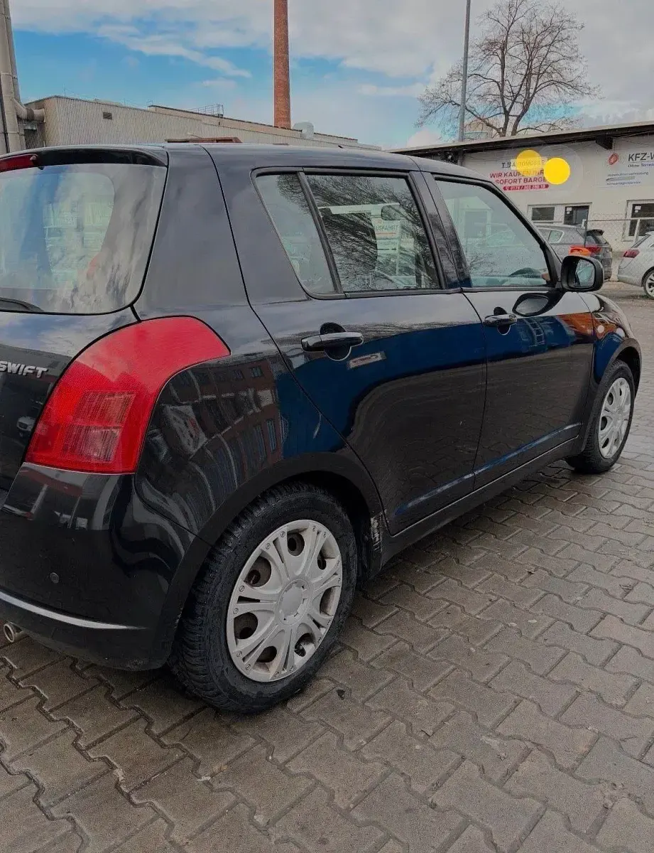 Gebraucht Suzuki Swift 92 PS (67 kW) 2007 Schwarz Kleinwagen