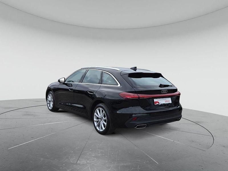 Gebraucht Audi A5 Sport 204 PS (150 kW) 2025 Mythosschwarz metallic Kombi