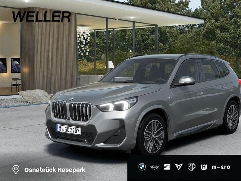 Space silver met (silber) Gebraucht 2025 BMW X1 M Sport SUV | 36.490 € (Superpreis) - Bild 1/4