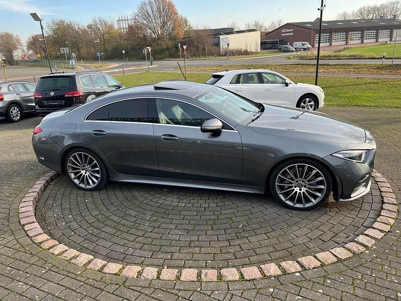 Gebraucht Mercedes CLS300 AMG 245 PS (180 kW) 2018 Grau Coupé
