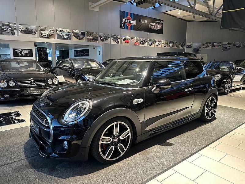 Gebraucht Mini Cooper SD 170 PS (125 kW) 2017 Schwarz Kleinwagen