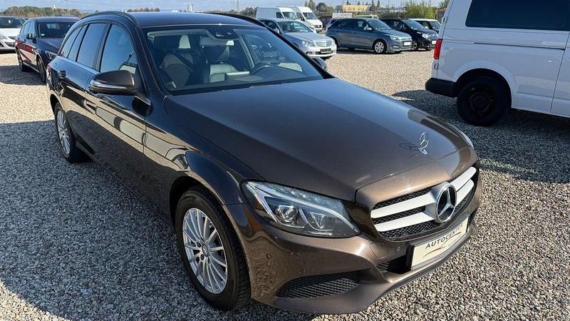 Braun Gebraucht 2015 Mercedes C220 Kombi | 14.990 € (Fairer Preis) - Bild 1/4