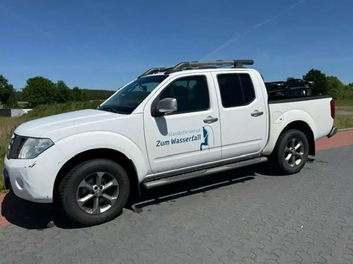 Gebraucht Nissan Navara Platinum 190 PS (139 kW) 2013 Weiß Pickup