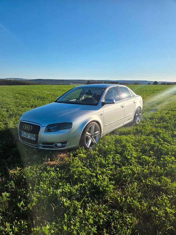 Silber Gebraucht 2006 Audi A4 Limousine | 4.800 € (Fairer Preis) - Bild 1/4
