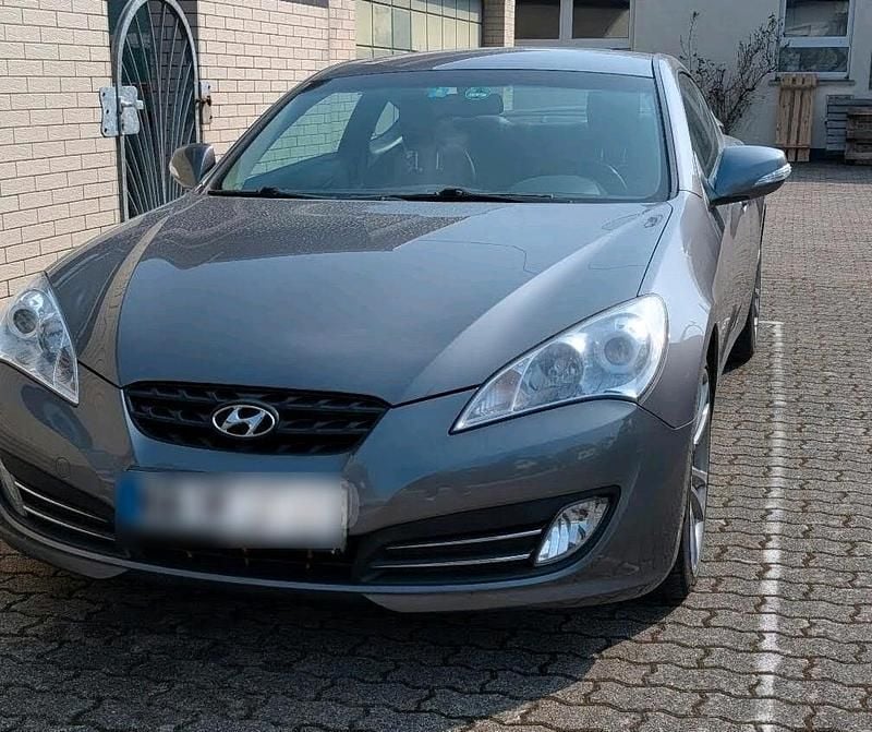 Gebraucht Hyundai Genesis 303 PS (222 kW) 2011 Grau Coupé