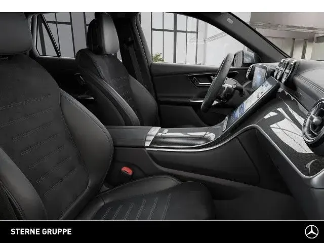 Gebraucht Mercedes GLC200 AMG line 204 PS (150 kW) 2026 Lack hightechsilber SUV