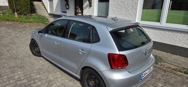 Gebraucht VW Polo 86 PS (63 kW) 2010 Silber Kleinwagen