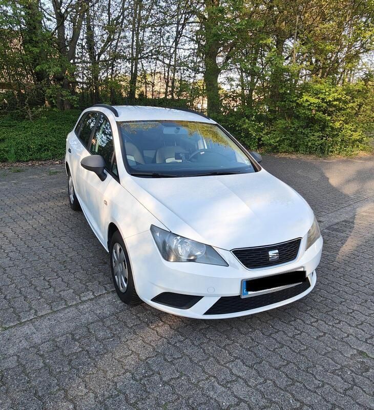 Weiß Gebraucht 2014 Seat Ibiza ST Kombi | 6.850 € (Fairer Preis) - Bild 1/4