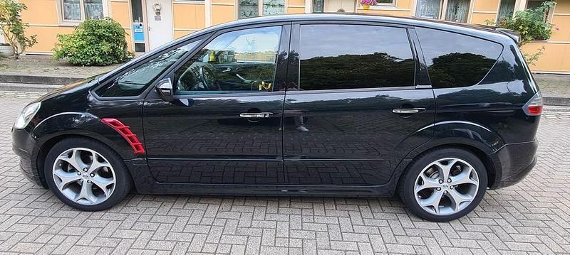 Schwarz Gebraucht 2009 Ford S-MAX Titanium Van / Kleinbus | 4.000 € (Fairer Preis) - Bild 1/4