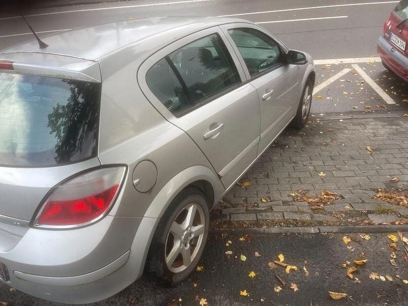 Gebraucht Opel Astra 125 PS (91 kW) 2004 Limousine