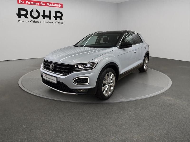 Silber Gebraucht 2017 VW T-Roc Style SUV | 17.980 € (Fairer Preis) - Bild 1/4