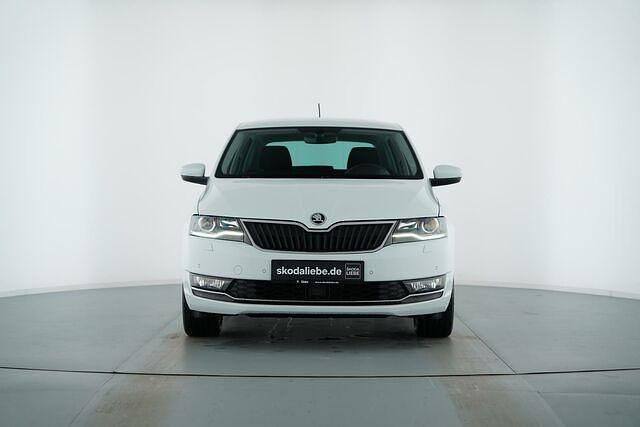 Gebraucht Skoda Rapid Clever 110 PS (80 kW) 2018 Laserweiss Kleinwagen