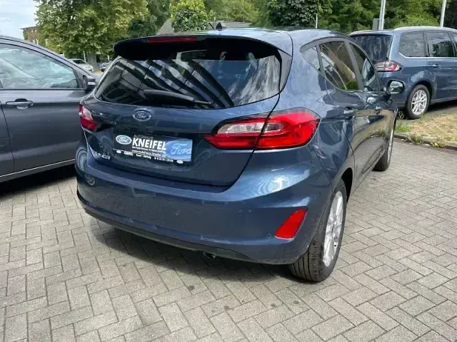 Usata Ford Fiesta Titanium 101 CV (74 kW) 2022 Rosso Utilitaria