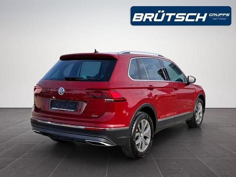 Gebraucht VW Tiguan Highline 220 PS (161 kW) 2018 Ruby red metallic SUV
