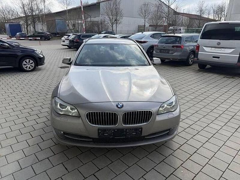 Gebraucht BMW 520 184 PS (135 kW) 2011 Beige Kombi