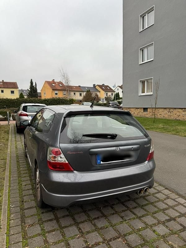 Gebraucht Honda Civic 110 PS (80 kW) 2004 Grau Kleinwagen