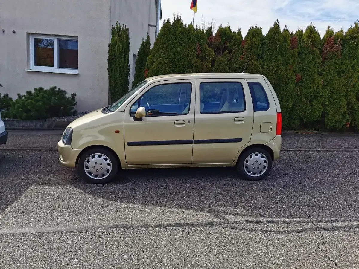 Gebraucht Opel Agila 80 PS (58 kW) 2005 Van / Kleinbus