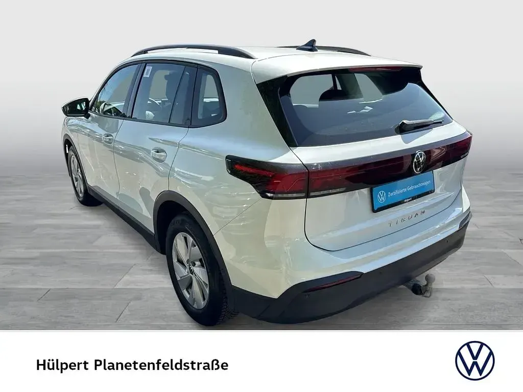 Gebraucht VW Tiguan Basis 150 PS (110 kW) 2025 Weiß SUV