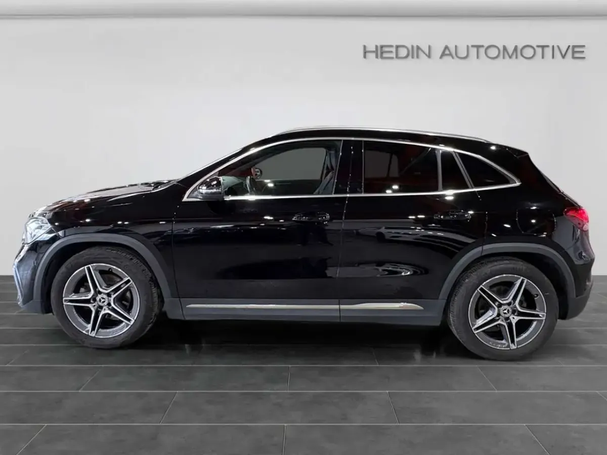 Gebraucht Mercedes GLA200 AMG 163 PS (119 kW) 2023 Schwarz SUV