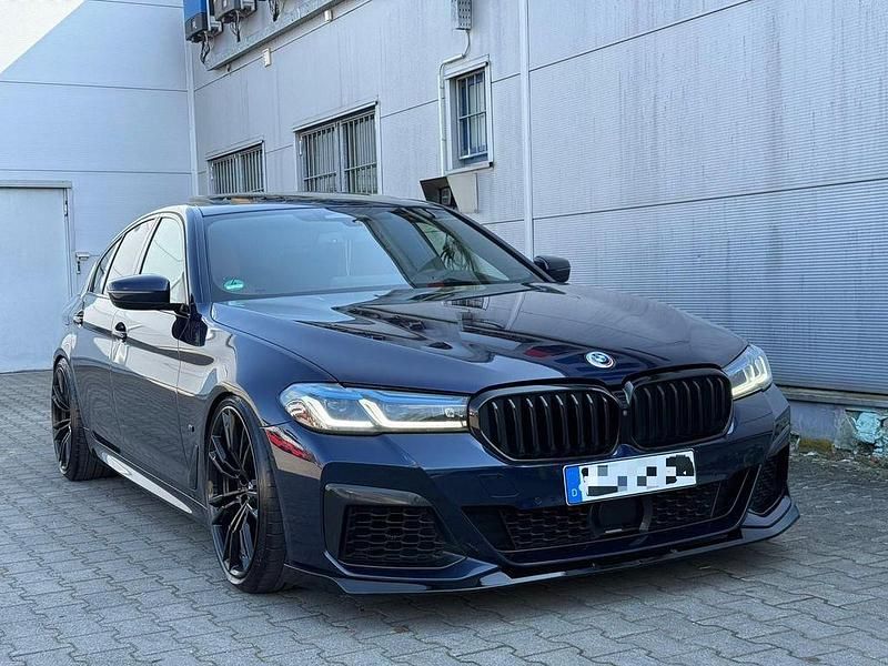 Gebraucht BMW M550 Competition Edition 530 PS (389 kW) 2020 Blau Limousine