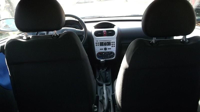 Gebraucht Opel Corsa 60 PS (44 kW) 2005 Silber Kleinwagen