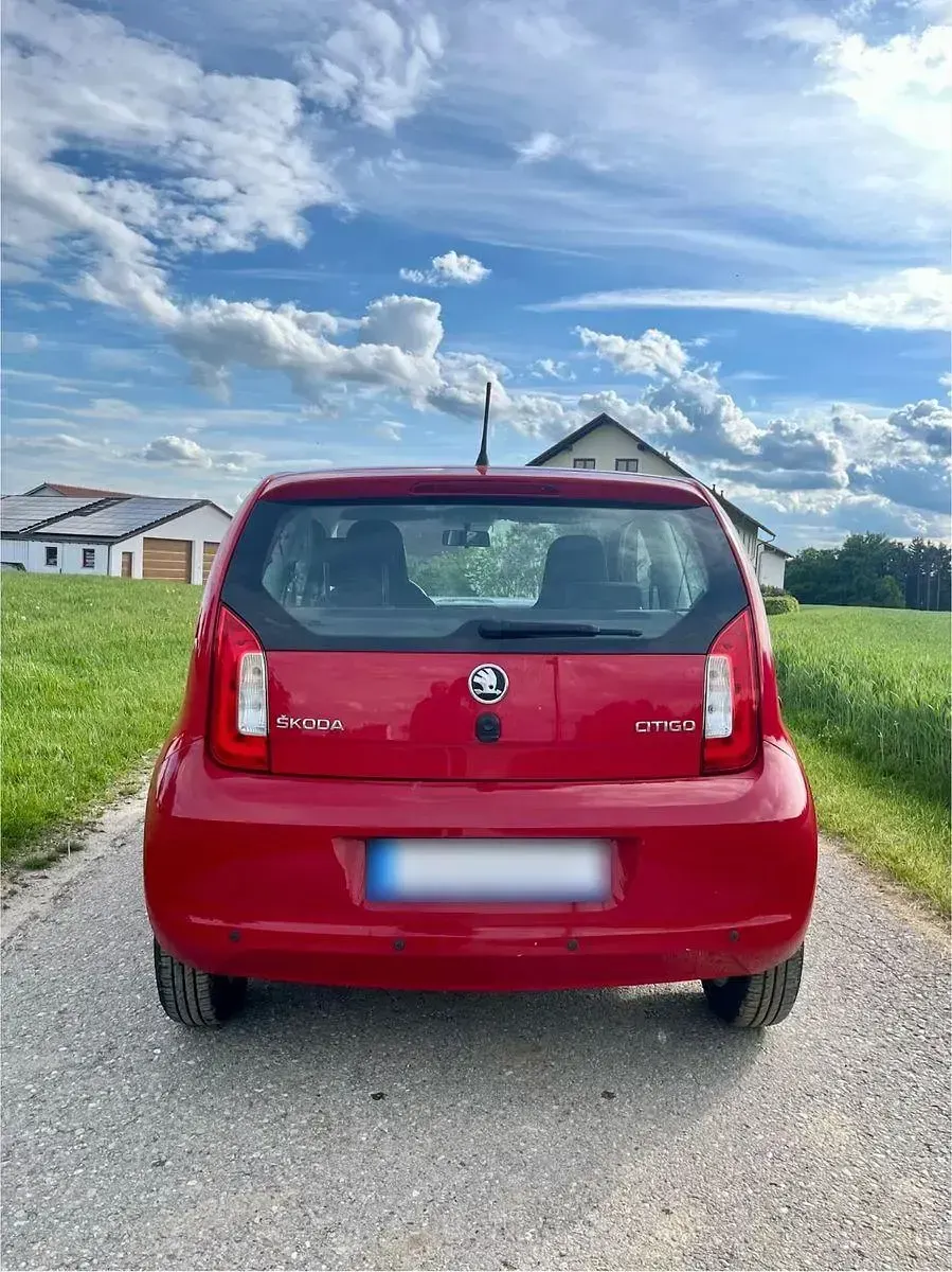 Używany Skoda Citigo 60 KM (44 kW) 2016 Czerwony Hatchback