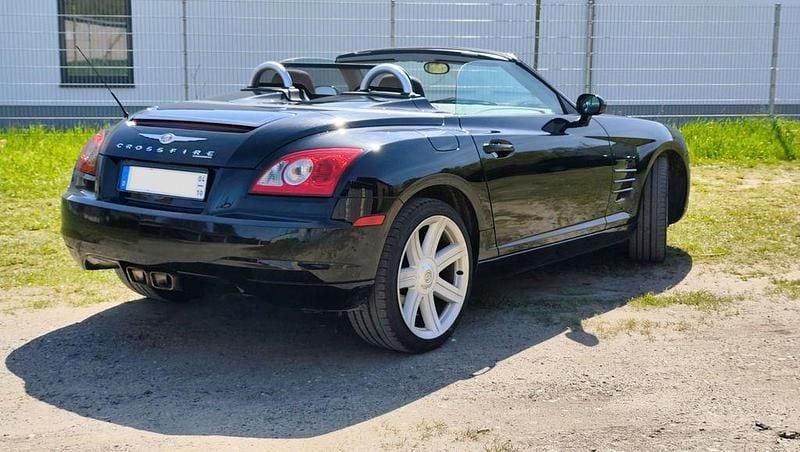 Second-hand Chrysler Crossfire 218 CP (160 kW) 2005 Negru Cabrio