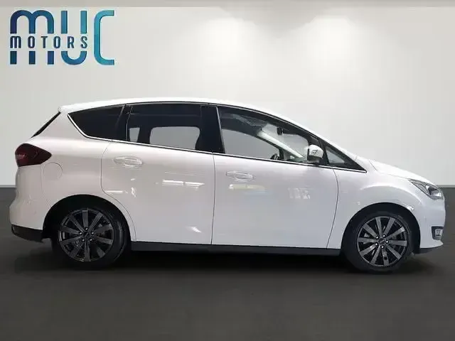 Używany Ford C-MAX Titanium 150 KM (110 kW) 2018 Biały Minivan