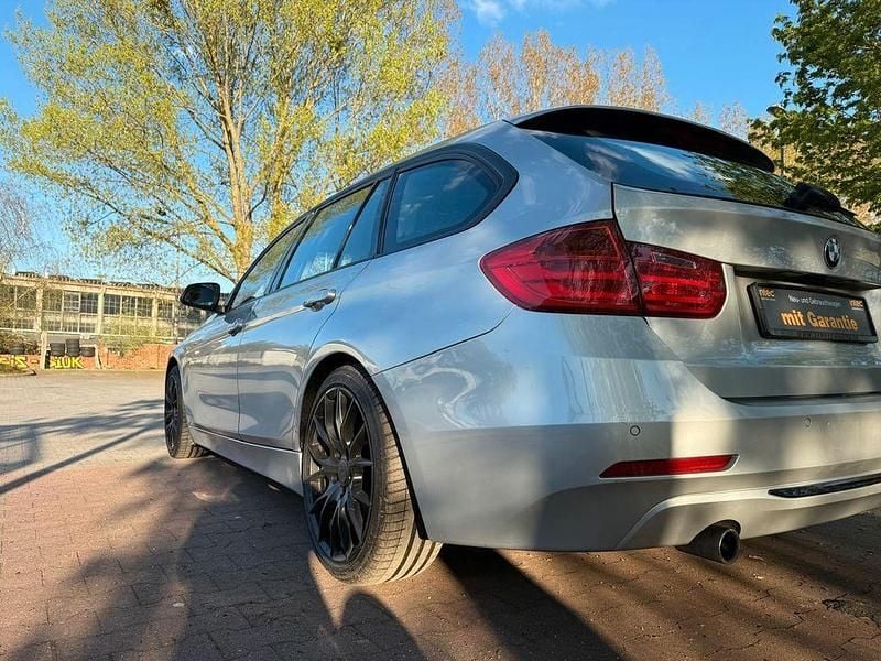 Second-hand BMW 320 Efficient Dynamics 163 CP (119 kW) 2014 Argintiu Break