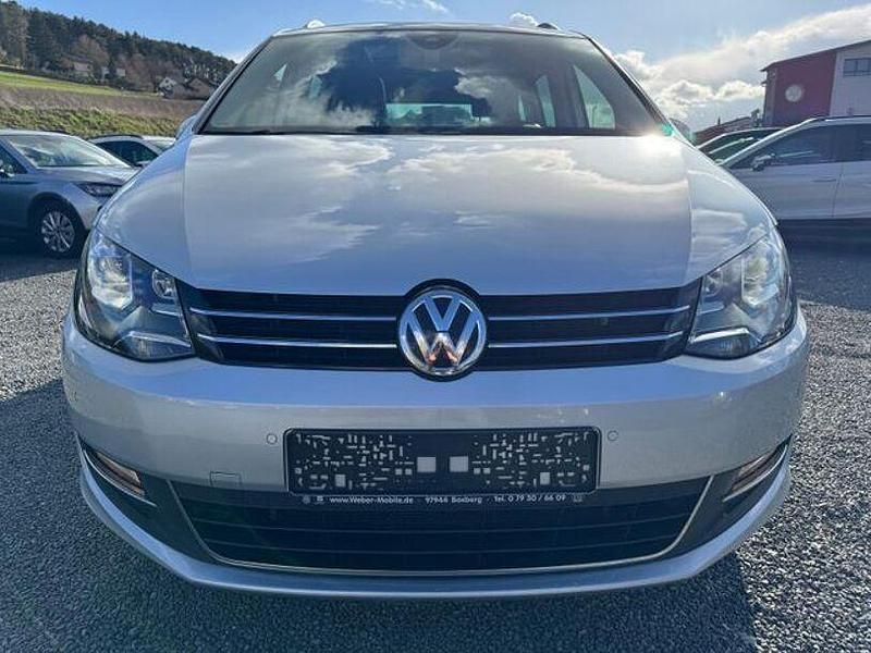Gebraucht VW Sharan Highline 177 PS (130 kW) 2019 Silber Van / Kleinbus